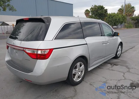 2011 Honda Odyssey Touring/Touring Elite из США, поврежденный, VIN 5FNRL5H95BB092953